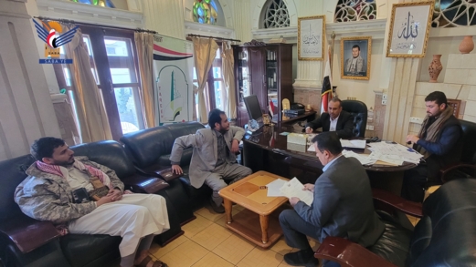 وزير الثقافة والسياحة يلتقي مسؤولي قطاع السياحة بمحافظتي صنعاء والجوف 