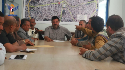 مناقشة سير العمل بصندوق النظافة والتحسين في إب