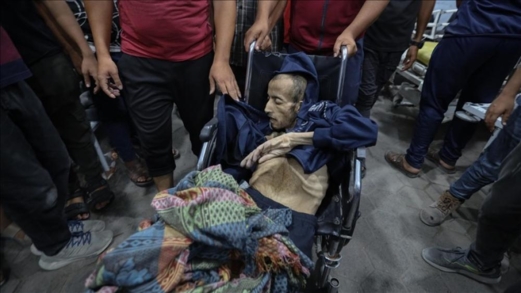 مثقفون وحقوقيون مغاربة يطالبون بإجبار العدو الصهيوني على وقف تجويع غزة مثقفون وحقوقيون مغاربة يطالبون بإجبار العدو الصهيوني على وقف تجويع غزة