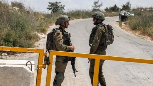 العدو الإسرائيلي يعتقل أربعة فلسطينيين في قلقيلية.. ويصيب طفلا من مخيم طولكرم