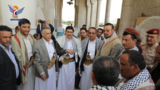 تدشين مشروع استبدال وترميم قمريات جامع الشعب بالعاصمة صنعاء
