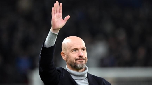 باير ليفركوزن يقيل مدربه الهولندي إريك تين هاغ بعد ثلاثة أشهر من التعاقد معه