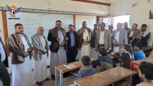 تفقد الدورات الصيفية بمدرسة السمح بن مالك في مديرية الثورة