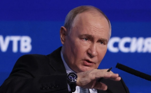 بوتين: تحركات واشنطن في الشرق الأوسط نشطة وعدوانية