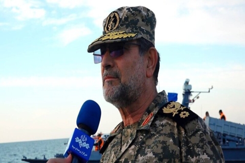 قائد بحرية الحرس الثوري الإيراني: جاهزون لإغلاق مضيق هرمز