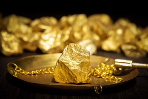 ارتفاع الذهب لأعلى مستوى في 11 أسبوعًا وسط ضعف الدولار