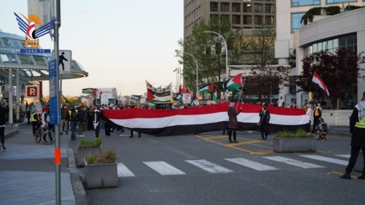 وقفة في مدينة فانكوفر الكندية تضامنًا مع رفح وغزة وجميع فلسطين واليمن