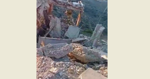 العدو الاسرائيلي يشن سلسلة غارات ويدمّر مقهى في حولا جنوب لبنان