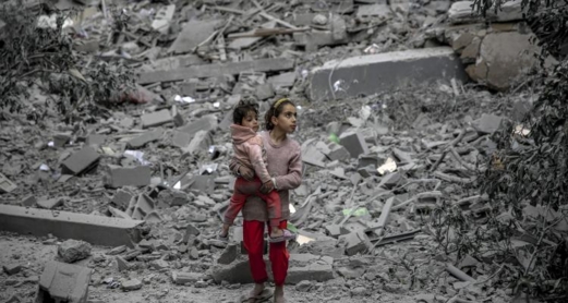 الإعلامي الحكومي: العدو الإسرائيلي يحول كل يوم أكثر من 70 طفلاً في غزة إلى أيتام