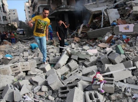 استشهاد ثلاثة فلسطينين واصابة اخرين إثر قصف العدو مدينة خان يونس