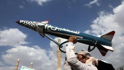 اليمنُ قدْ يفتحُ "أبوابَ الجحيمِ" علَى "إسرائيلَ"