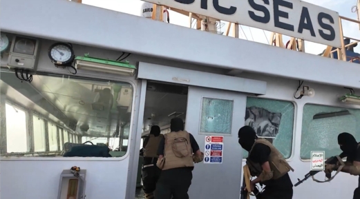 المشاهد المذهلة في البحر الأحمر