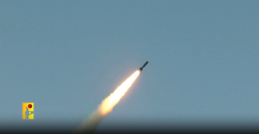 حزب الله يستهدف "كريات شمونة" و"شامير" بصليات من الصواريخ