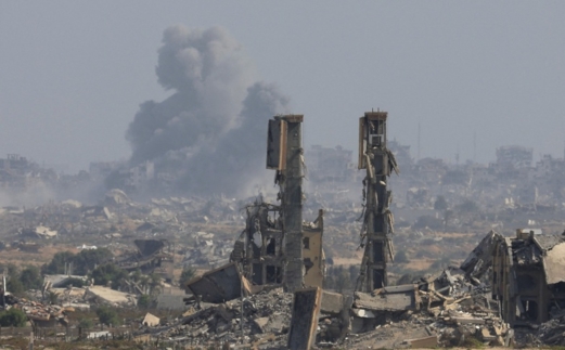 استشهاد 8 فلسطينيين وإصابة 19 آخرين بقصف صهيوني وسط قطاع غزة