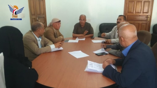 مناقشة مهام ومبادرات فريق مدونة السلوك الوظيفي بإب