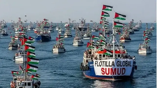"أسطول الصمود" يقترب من منطقة خطر الاعتراض الإسرائيلي
