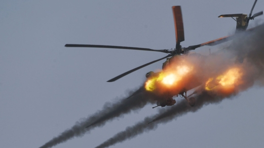 الدفاع الروسية: مي-28" الروسية تشن ضربات صاروخية في منطقة العملية العسكرية