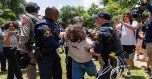 المفوض السامي لحقوق الإنسان: إجراءات الشرطة الأمريكية تجاه مظاهرات دعم غزة قاسية 