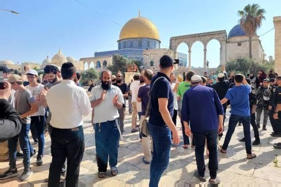 القدس: العدو الإسرائيلي يمنع تجهز المسجد الأقصى لاستقبال شهر رمضان