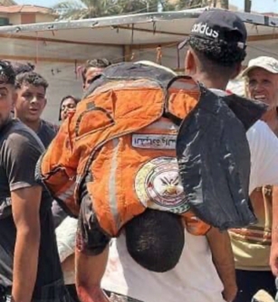 الدفاع المدني الفلسطيني يطالب بحماية دولية بعد استشهاد 3 ضباط إسعاف برصاص صهيوني