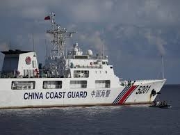 الصين تصدر تحذيرا لسفينة عسكرية أمريكية