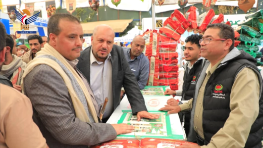القائم بأعمال وزير الاقتصاد يزور معرض الشهر الكريم الاستهلاكي بالأمانة
