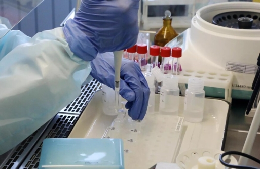 الوكالة البريطانية للأمن الصحي: انتشار متحور كوفيد الجديد "ستراتوس" 