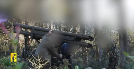 المقاومة اللبنانية تستهدف 3 قواعد ودبابة وتجمعين وقوة لجيش العدو الصهيوني ومستوطنة