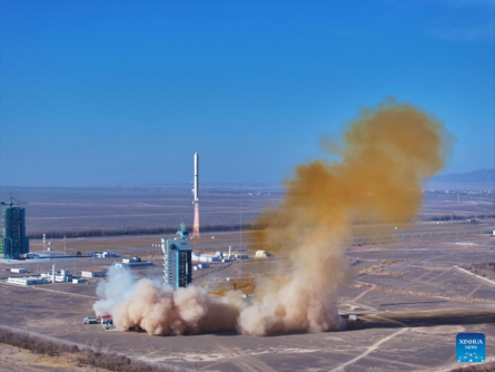 الصين تطلق قمرا اصطناعيا للجزائر للاستشعار عن بعد