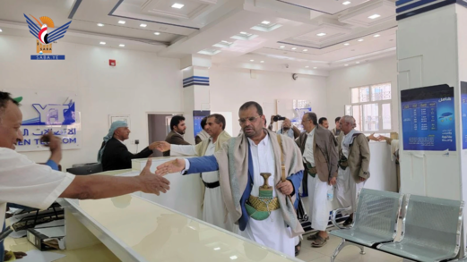 محافظ صعدة يتفقد مستوى الانضباط الوظيفي عقب إجازة العيد