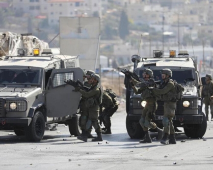 إصابة شاب فلسطيني جراء اعتداء جنود العدو الإسرائيلي عليه في عتيل شمال طولكرم إصابة شاب فلسطيني جراء اعتداء جنود العدو الإسرائيلي عليه في عتيل شمال طولكرم