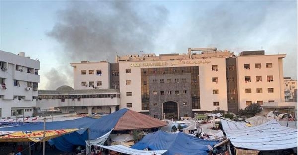 صحة غزة : العثور على مئات الجثث بعد انسحاب العدومن محيط مجمع الشفاء الطبي