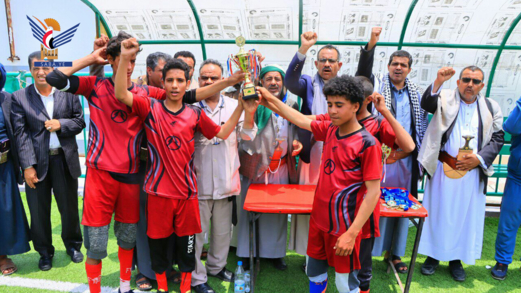 فريق همدان بلقب البطولة المدرسية على كأس المولد النبوي بمحافظة صنعاء