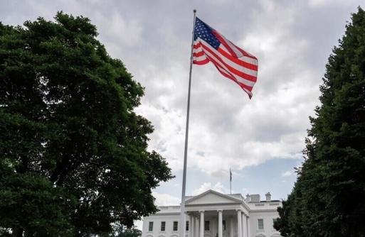 أمريكا تعلن خفض تمويل أوكرانيا