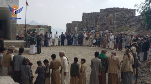 المحويت.. وقفات مسلحة بمديرية بني سعد وفاءً للشهداء وتأكيداً على الثبات في مواجهة العدو