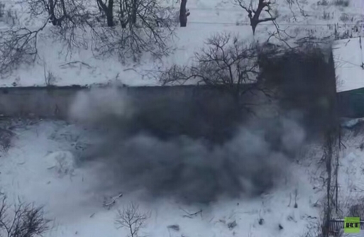 الدفاع الروسية: القضاء على جنود أوكرانيين حاولوا رفع العلم بدوافع دعائية قرب كراسنوأرميسك