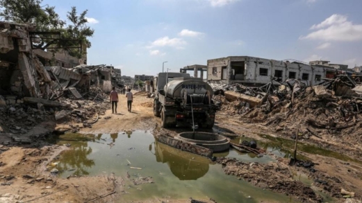 بلدية غزة: العدو قصف و دمر اربع مضخات للمياه ومولدات كهربائية