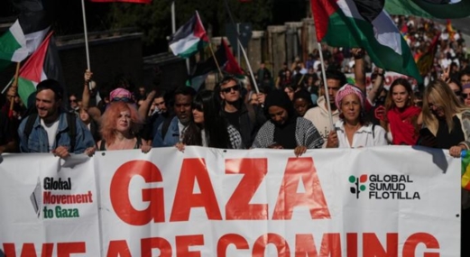 مظاهرات أمام مركز تدريب المنتخب الإيطالي رفضاً لمواجهة "إسرائيل"