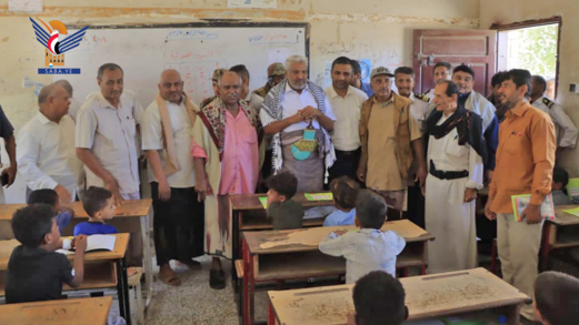 قيادة محافظة الحديدة وموانئ البحر الأحمر تطلع على الأنشطة والدورات الصيفية