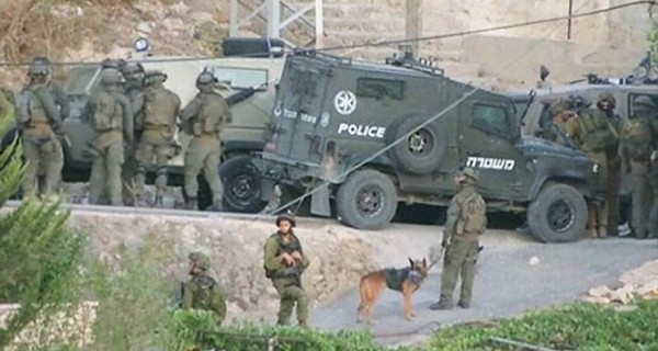 العدو الإسرائيلي يقتحم المغير شمال شرق رام الله ويفرض حظرا للتجول.. ويقتحم سلوان ويفرض مخالفات على المركبات
