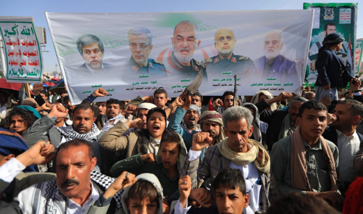 اليمن يواكب إيران: هجمات متزامنة على الكيان