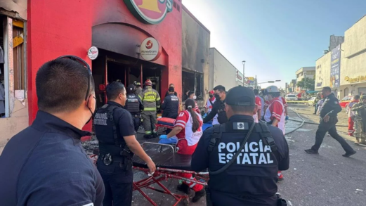 مقتل 22 شخصا بينهم أطفال في انفجار في متجر بالمكسيك 