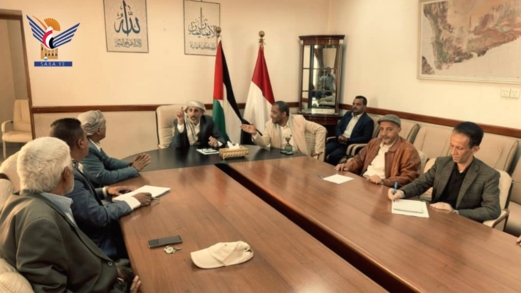  اجتماع برئاسة وزير النفط يناقش رفع كفاءة الأداء وتأهيل الكادر 