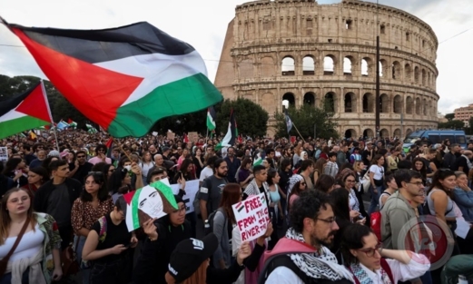 أحزاب إيطالية تنظم مظاهرة في روما الشهر المقبل تظامنا مع الشعب الفلسطيني 