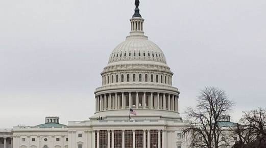 رئيس مجلس النواب الأمريكي يهدد الجنائية الدولية بإجراءات إذا أصدرت مذكرة اعتقال بحق نتنياهو