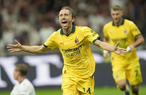 مودريتش يقود فريقه ميلان للفوز على بولونيا في الدوري الإيطالي