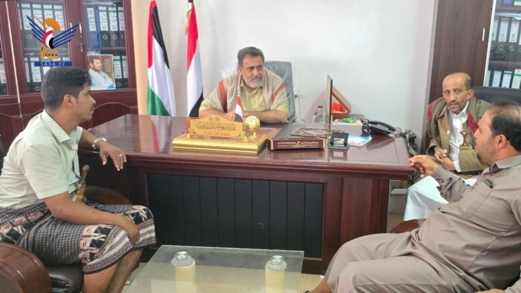 محافظ البيضاء يلتقي ادارة نادي شباب البيضاء