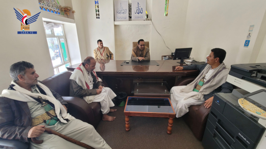 وكيل محافظة حجة يطلع على سير العمل في مكتبي هيئة النقل والنفط