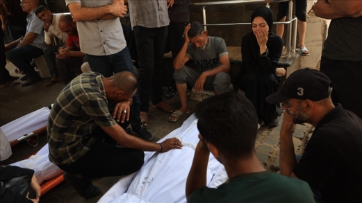 استشهاد 56 فلسطينياً بنيران وقصف العدو الصهيوني مناطق متفرقة من قطاع غزة منذ الفجر