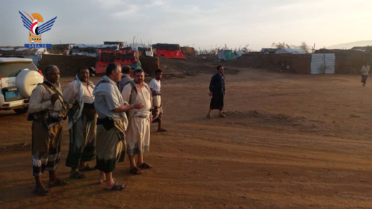 محافظ حجة يطلع على أضرار السيول في مديرية عبس